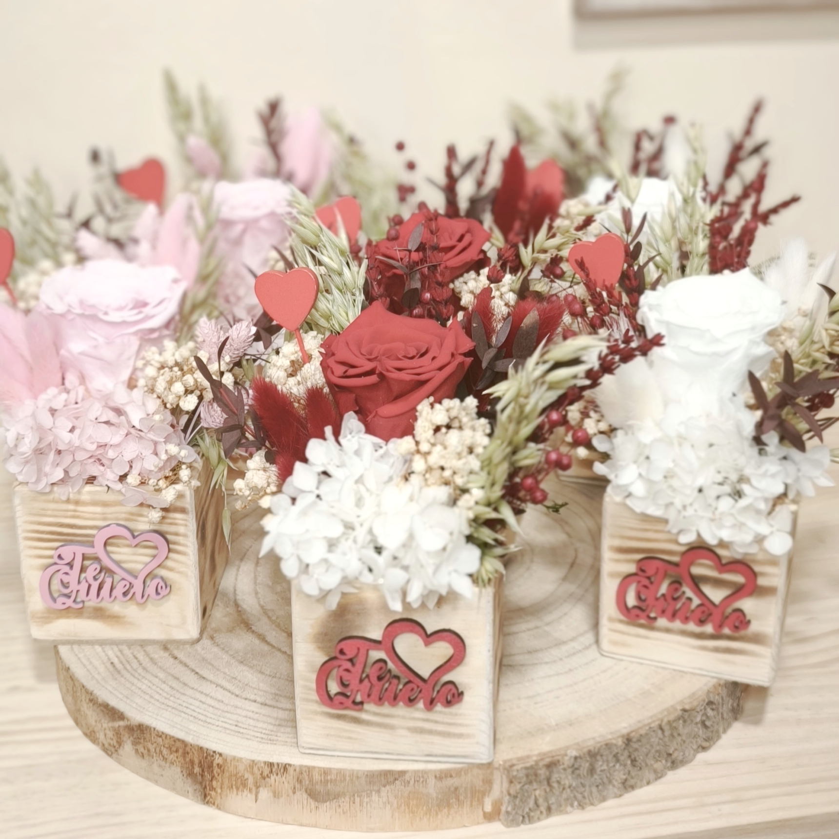 Cubo Rosa Preservada " Te Quiero"