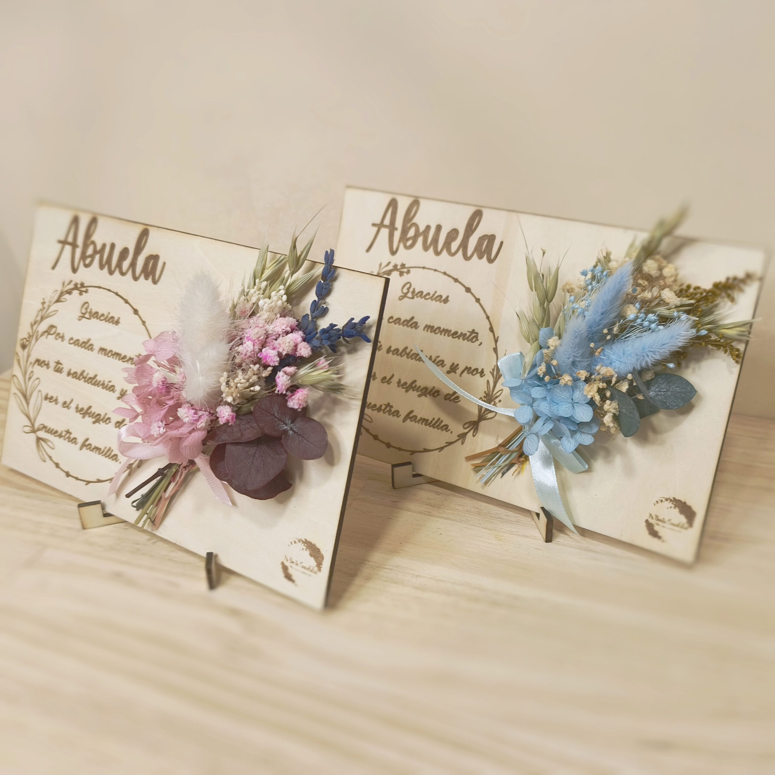 Postal Madera "Abuela"